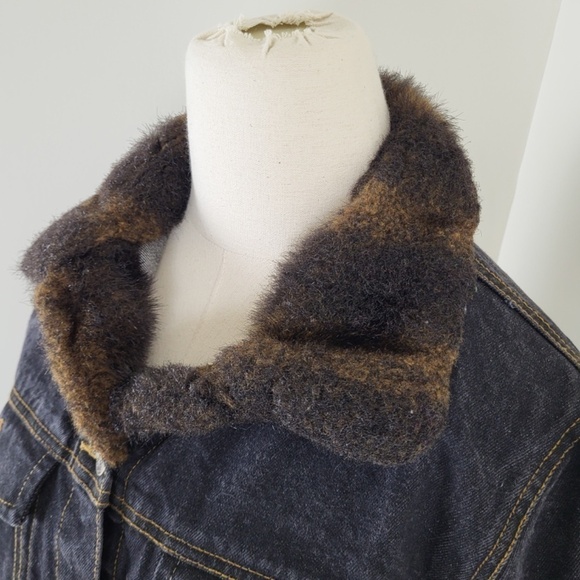 Y2K Denim Jacket Fur Lined Collar Button Up Down Long Sleeve Dark Wash - Picture 8 of 14